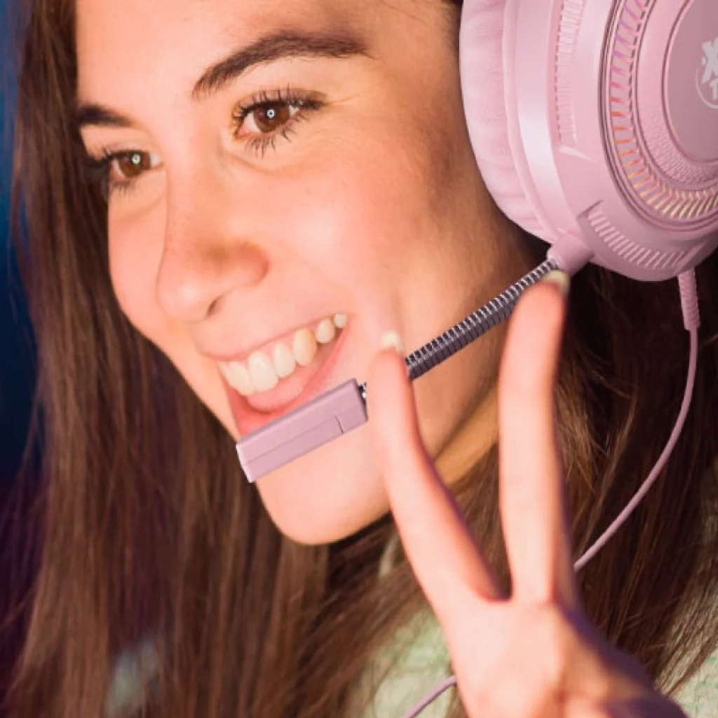 AURICULARES XTECH XTH-564 KHIONE GAMING LED CON MICROFONO Y CONTROL DE VOLUMEN 3.5MM 